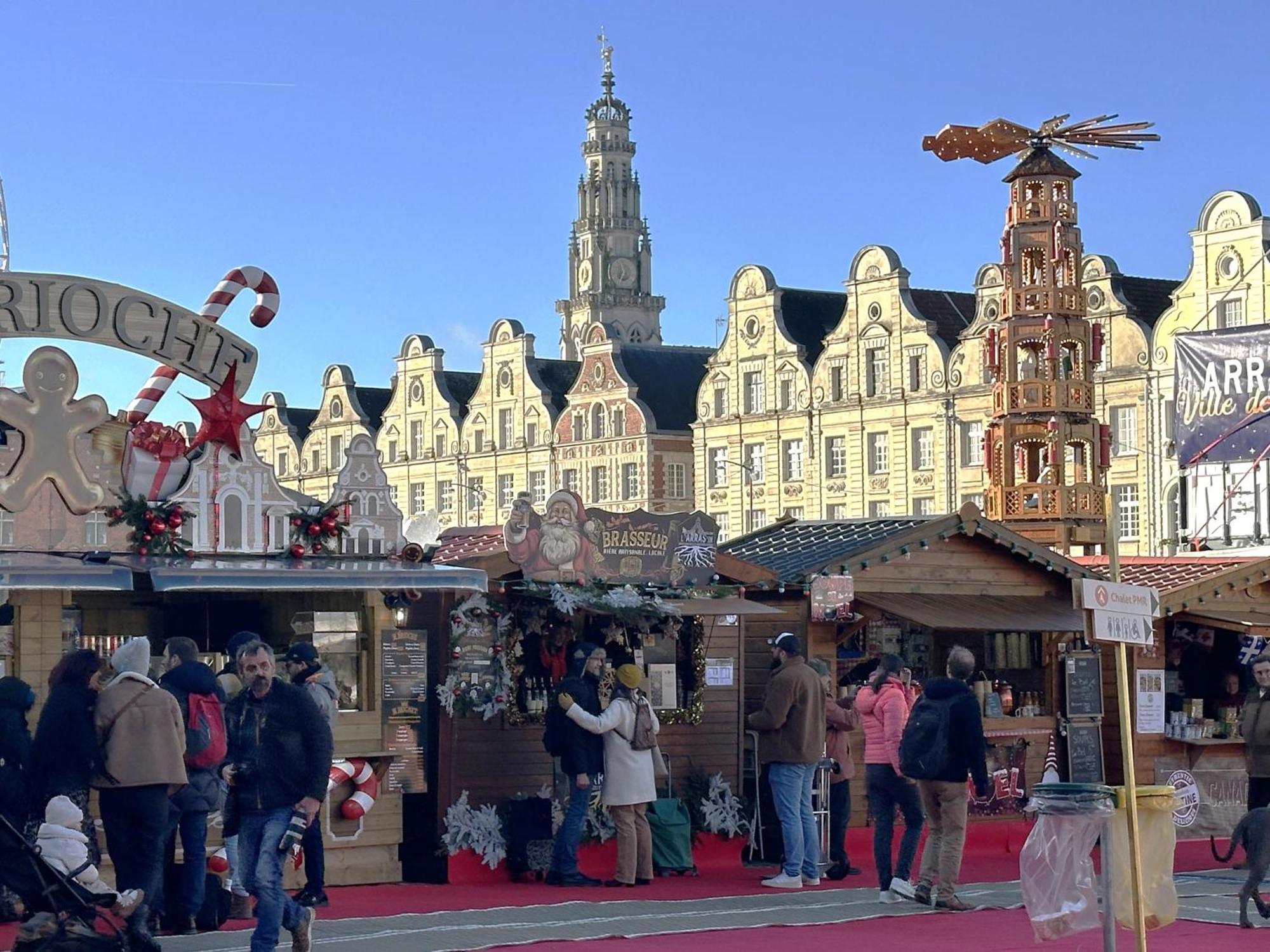 アラスLe Bleu Arrageoisアパートメント エクステリア 写真